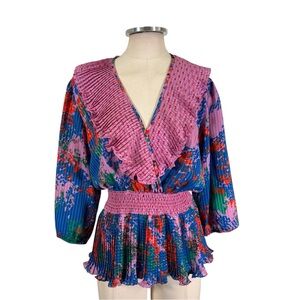 Vintage Susan Freis Ruffle V neck Top Size Large